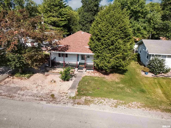 513 N 21st St, Herrin, IL 62948