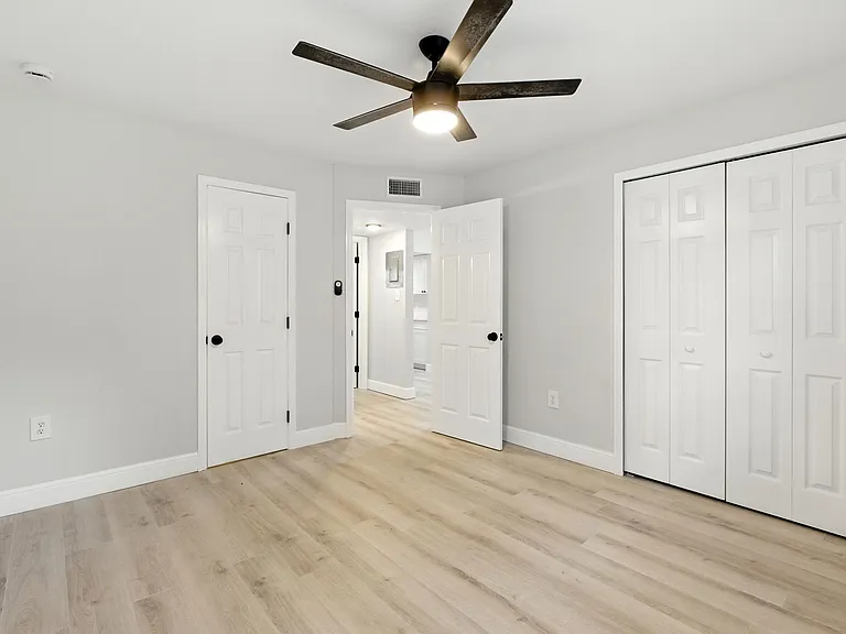 408 S Tampania Ave — Photo 13