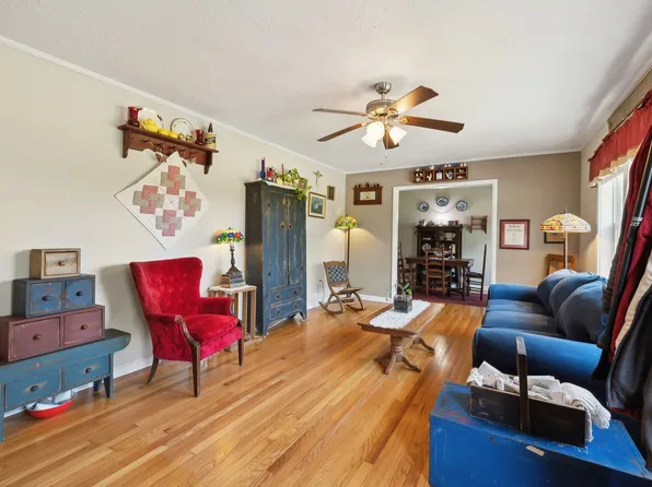 319 Hogan Rd, Gordonsville, TN 38563