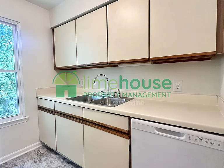 4326 Beasley Ct #1 — Photo 10