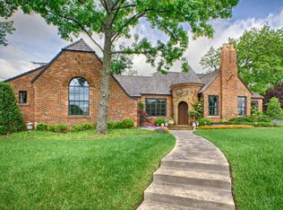 6603 Trenton Rd, Nichols Hills, OK 73116