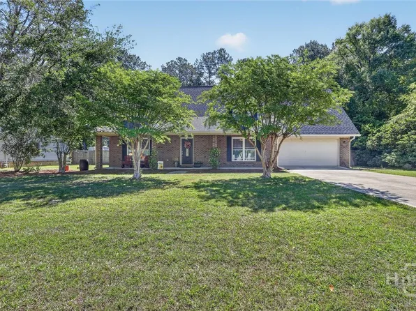 8 Douglas Court, Bloomingdale, GA 31302
