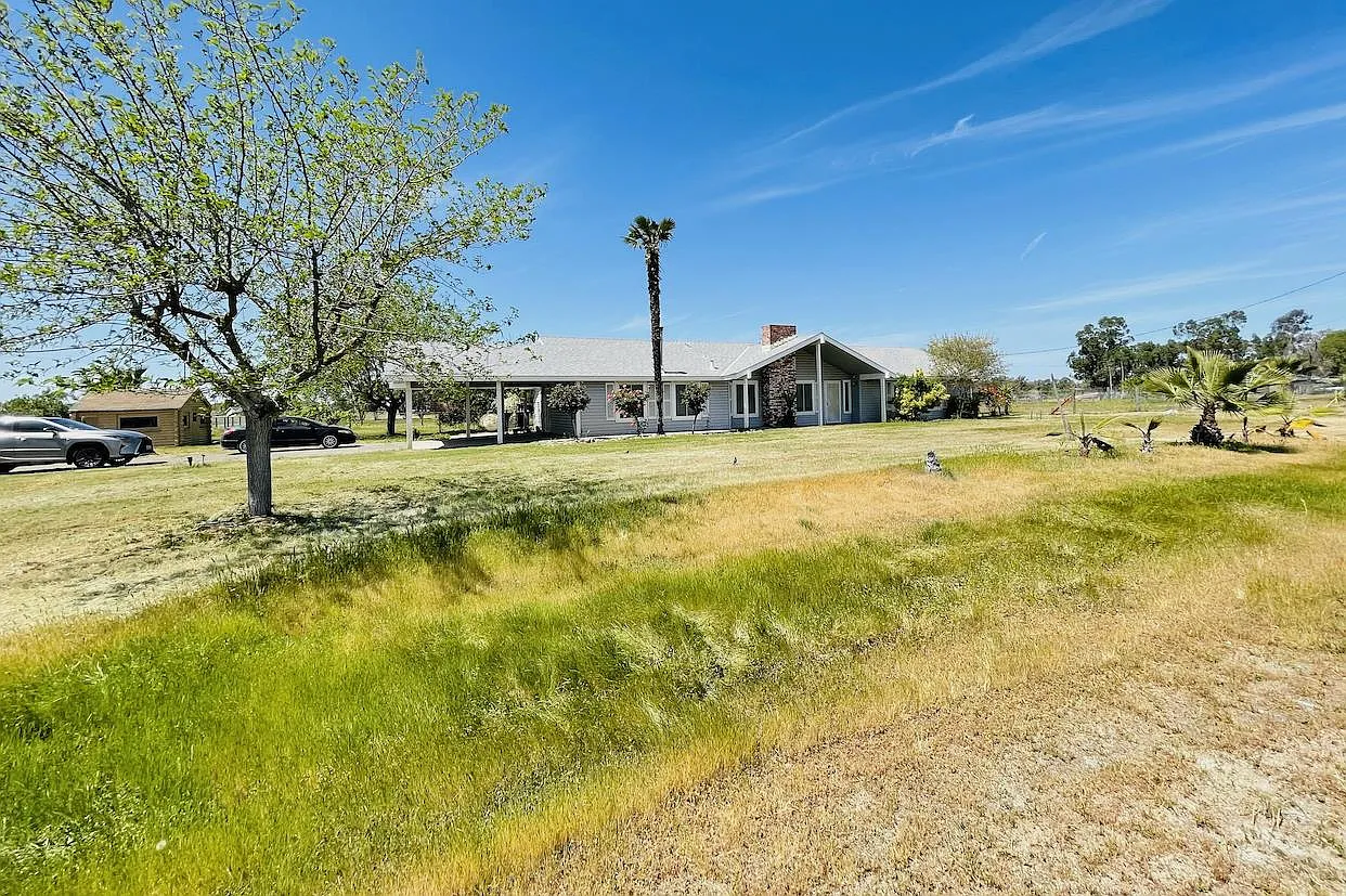20028 Road 31 photo 1