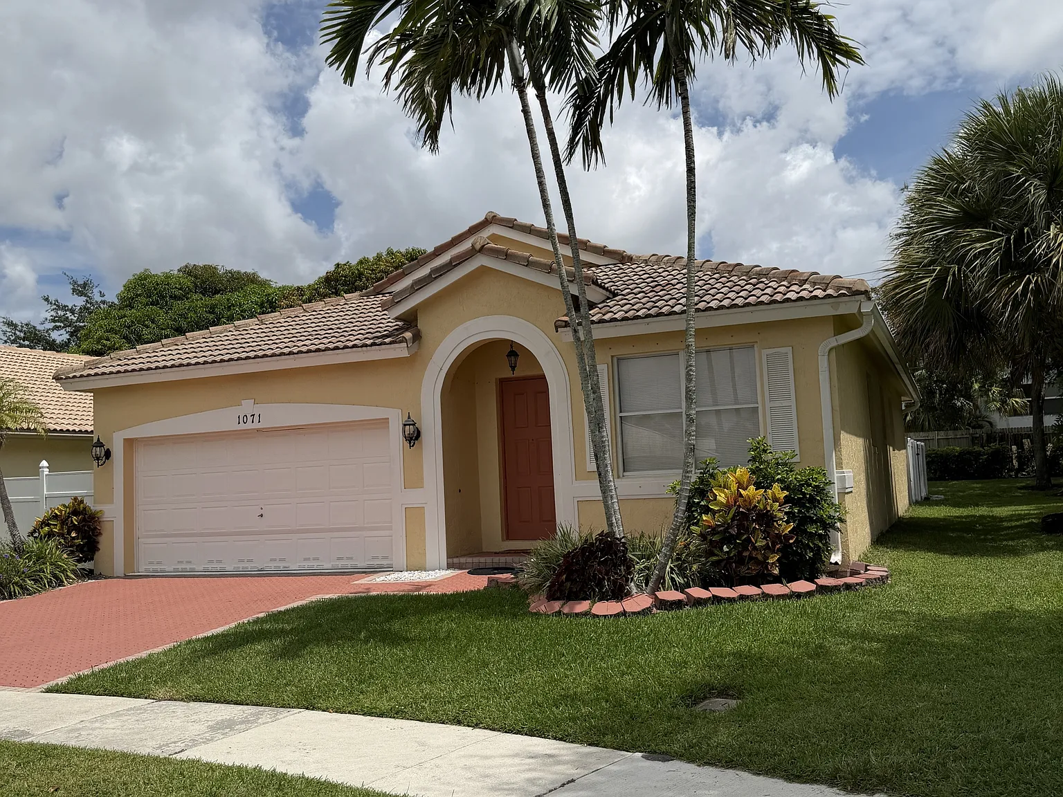 1071 Fosters Mill Road - . — Photo 2