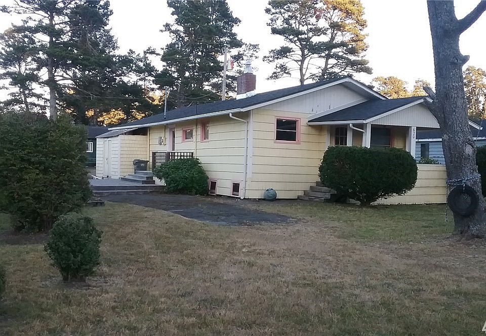 1st image of 620 S Aberdeen St