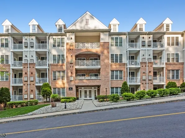8311 Sanctuary Blvd, Riverdale Boro, NJ 07457