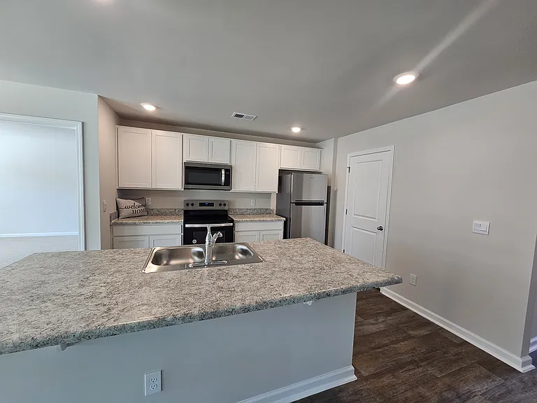 90 Arbor Crest Ln — Photo 3