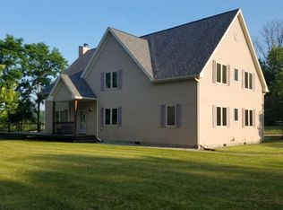 212 Maple Leaf Trl, Danville, IL 61834