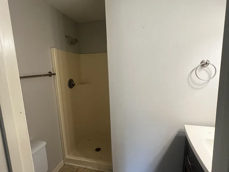12002 Sugar Mill Cir SE #D — Photo 4