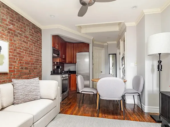 234 W 14th St, New York, NY
