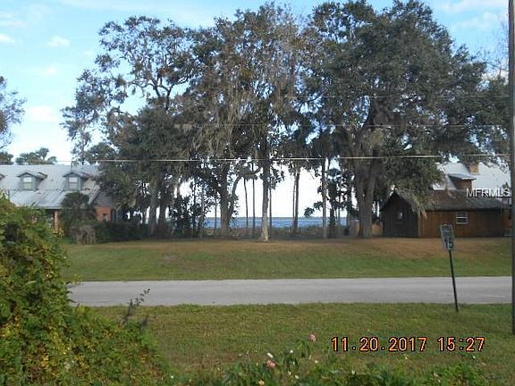 4th image of Lake Pierce Dr