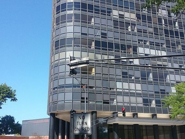 5415 N Sheridan Rd Unit 27