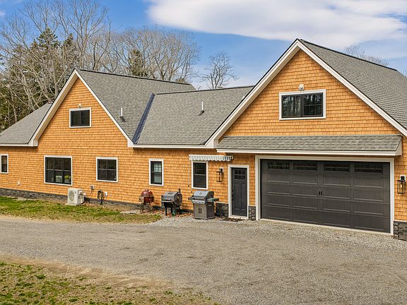 4th image of 34 Eider Road