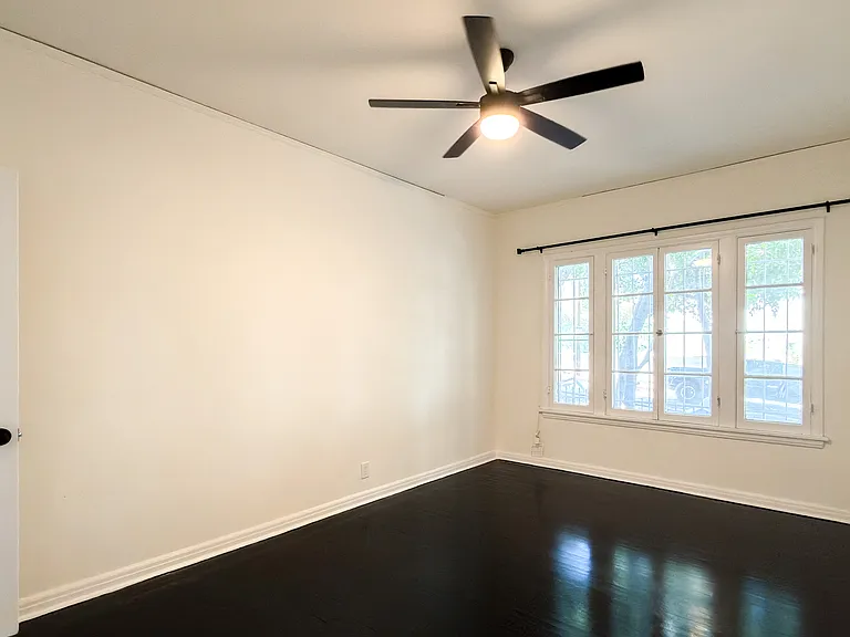 201 S Alexandria Ave #103 — Photo 20