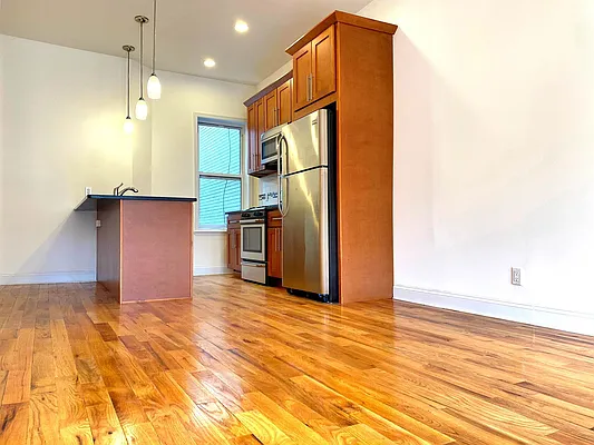 Rented by Douglas Elliman | media 27