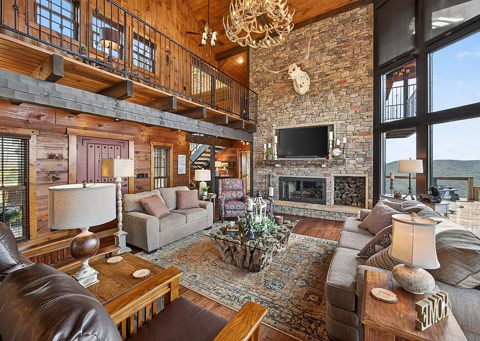 4th image of 751 Bear Knob Ln