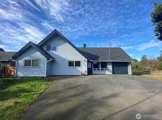 313 Sand Dune Ave NW, Ocean Shores, WA