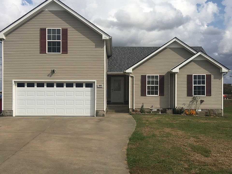 1st image of 3893 Mackenzie Dr