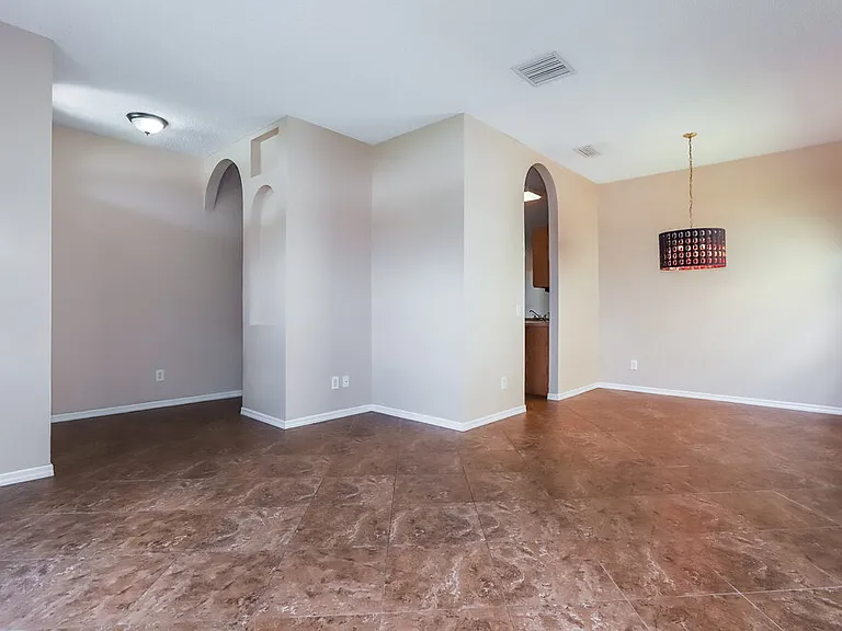 1235 Brooke View Dr — Photo 3