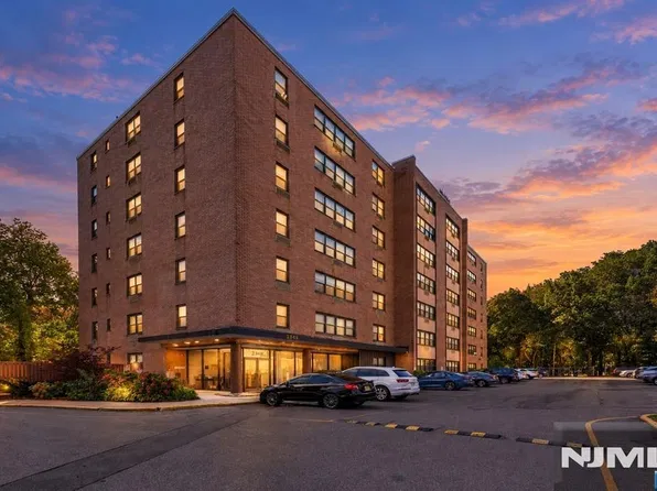 2348 Linwood Avenue #1K, Fort Lee, NJ 07024