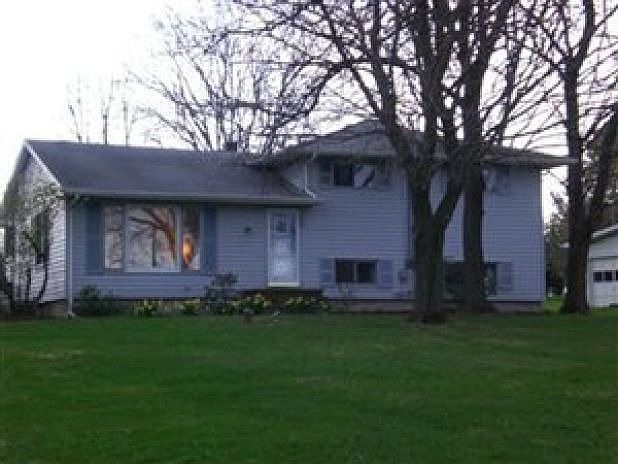1st image of 586 Lyonswood Dr