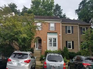 6051 Crown Royal Cir, Alexandria, VA 22310