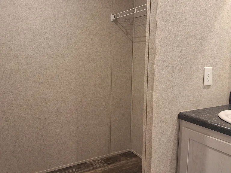 120 Perry Park Ln — Photo 22