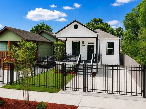 3214 Pine St, New Orleans, LA 70125