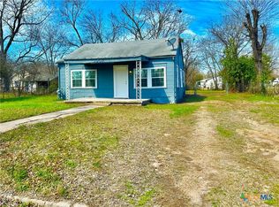 1007 Capps St, Marlin, TX 76661