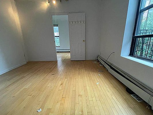 1st image of 237 E 33rd St #4C