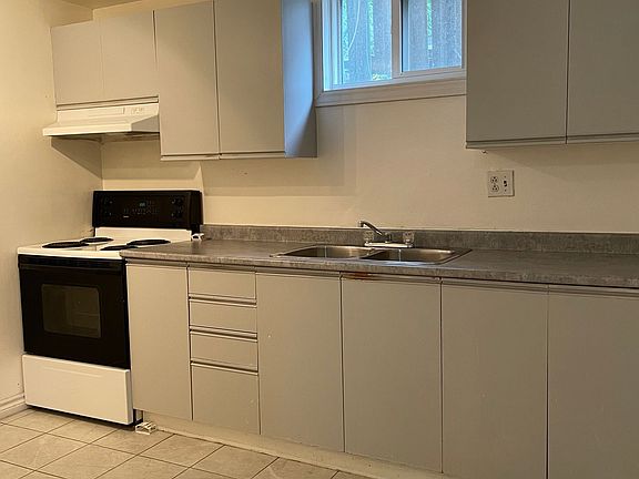 5th image of 2467 Junction Ave #1069840