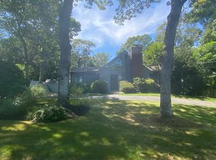 15 Crestview Dr, Remsenburg, NY 11960