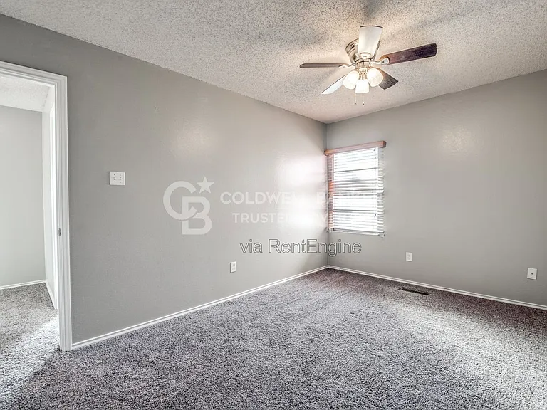 5332 Kenosha Ave — Photo 19