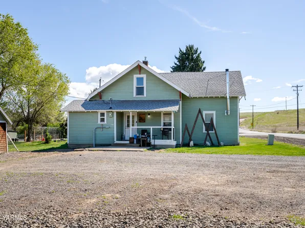 13907 McAuley Rd, Yakima, WA 98908