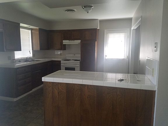 3rd image of 227 E Harding Ave APT 1