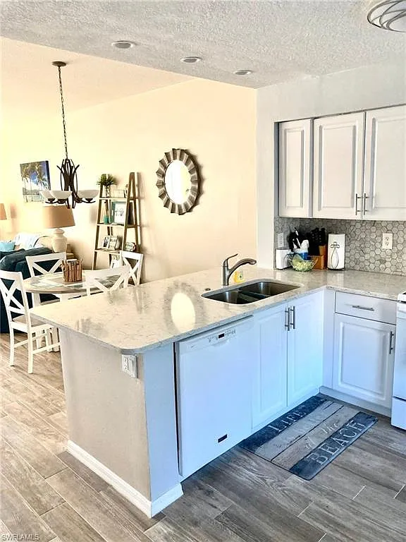 2 bed, 2.0 bath, 1185 sqft, $2,300 — Photo 3