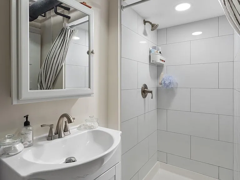 238 S 13th St #GRDN — Photo 13