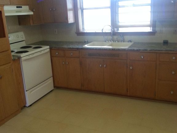 4th image of 7431 18th Ave S