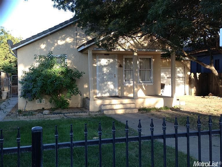 1st image of 2612 4th St