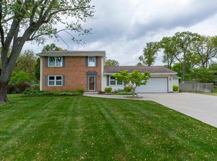 54583 Cornell Dr, Mishawaka, IN 46545