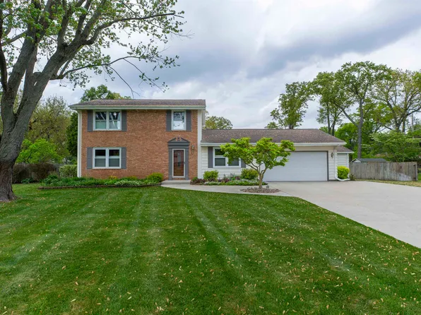 54583 Cornell Dr, Mishawaka, IN 46545