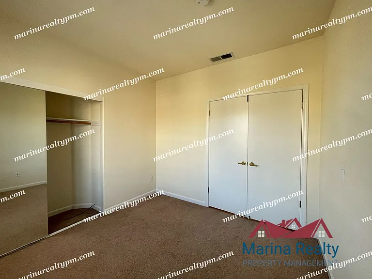 2611 Bayfront Ct — Photo 14
