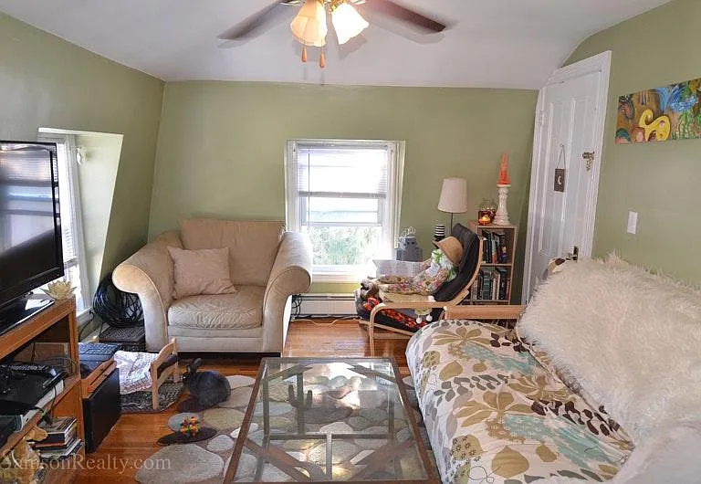 35 Grant Ave #3 — Photo 2
