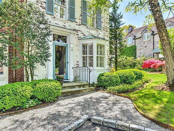 3rd image of 330 Elm St #12