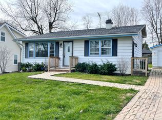 33234 N Greentree Rd, Grayslake, IL 60030