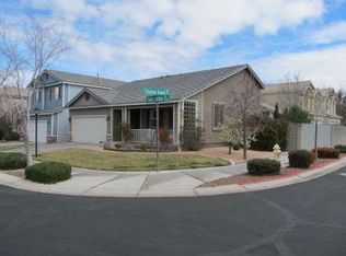 10166 Robins Hollow Rd, Las Vegas, NV 89183