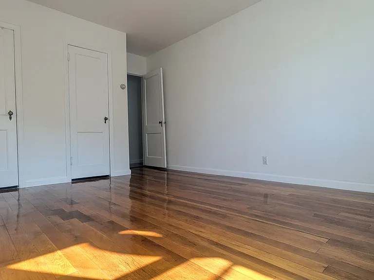 21518 46th Ave #1 — Photo 8