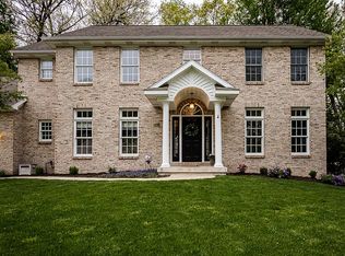 6341 Scarborough Dr SE, Ada, MI 49301