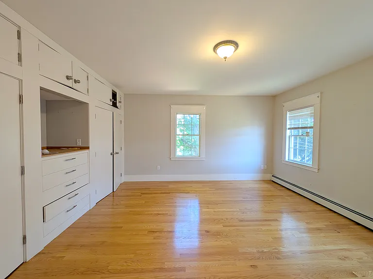 91 Burget Ave #2 — Photo 15