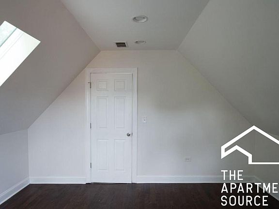 3rd image of 3800 W Diversey Ave #Vyx0y26mj